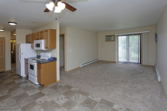 Kirkwood Manor Apartments in Bismarck, ND - Foto de edificio - Interior Photo