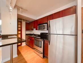 4180 N Marine Dr in Chicago, IL - Building Photo - Building Photo