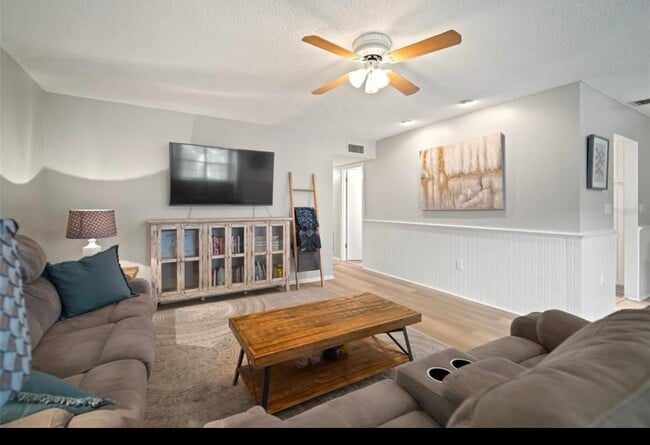 property at 4325 Aegean Dr