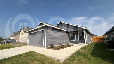 1001 Raintree Rd in Princeton, TX - Building Photo - Building Photo