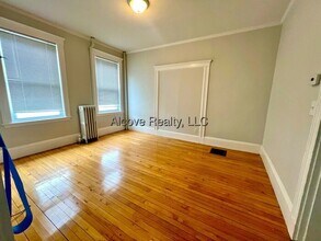 13 Farragut Ave in Somerville, MA - Building Photo - Building Photo