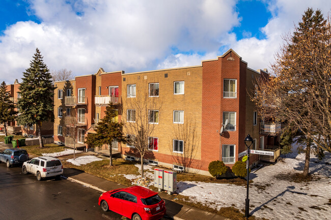 7525-7545 Mariana-Jodoin St