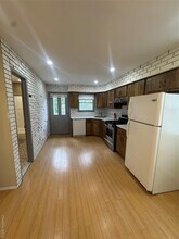 177 S 5th St in Lindenhurst, NY - Building Photo - Building Photo