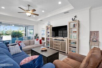 767 Jollymon Way in Daytona Beach, FL - Foto de edificio - Building Photo