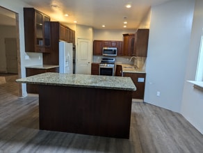 175 W 200 S St in Fairview, UT - Building Photo - Building Photo