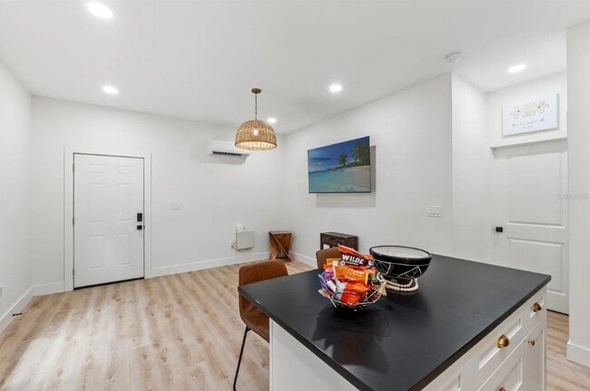 4501 N Highland Ave, Unit 2 in Tampa, FL - Foto de edificio - Building Photo