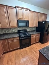10312 Colony Bee Pl in Mechanicsville, VA - Building Photo - Building Photo