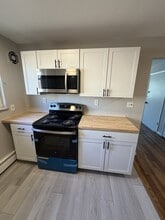 6155 Ridge Ave in Cincinnati, OH - Building Photo - Building Photo