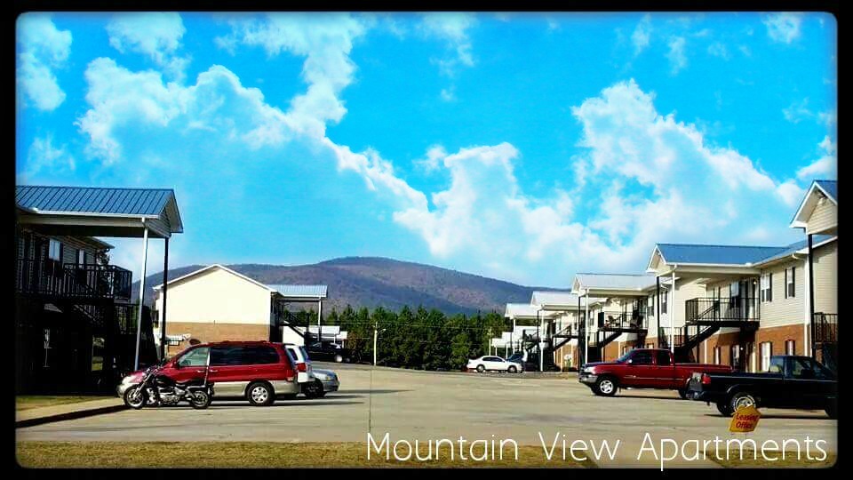 Mountain View in Anniston, AL - Foto de edificio