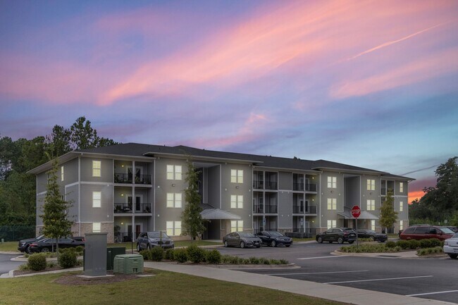 Richmond Place Luxury Apartments in Georgetown, SC - Foto de edificio - Building Photo