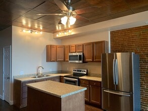 405 Hampshire St in Quincy, IL - Building Photo - Building Photo