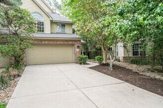 66 Lakeridge Ct in The Woodlands, TX - Foto de edificio - Building Photo