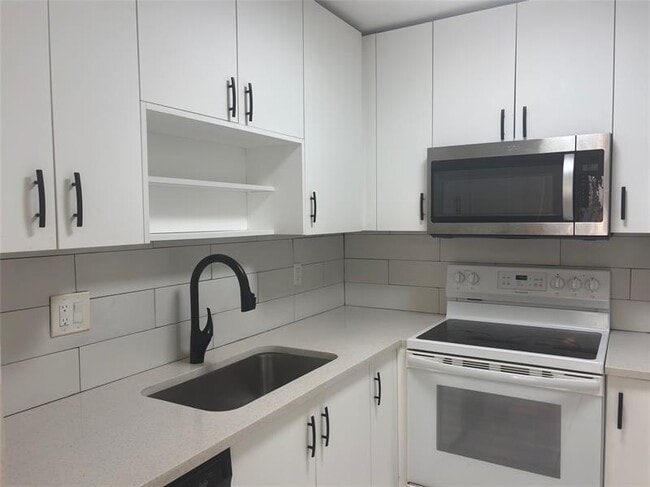 618 NW 13th St in Boca Raton, FL - Building Photo - Building Photo