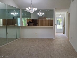 5780 Woodmere Lake Cir in Naples, FL - Building Photo - Building Photo