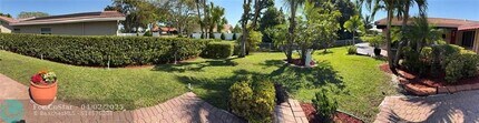 3881 NW 100th Ave in Coral Springs, FL - Building Photo - Building Photo