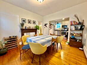 11 Sheridan St, Unit 2 in Boston, MA - Foto de edificio - Building Photo