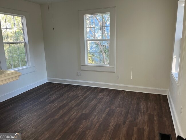 202 Granite St in Hogansville, GA - Building Photo - Building Photo