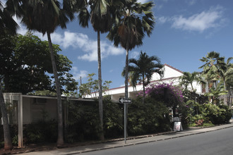 Beachwalk Student Suites in Honolulu, HI - Building Photo - Building Photo