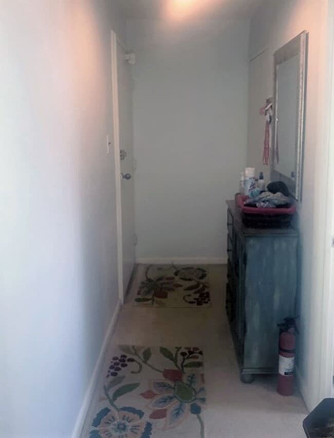 1954 Kennedy Dr in McLean, VA - Building Photo - Building Photo