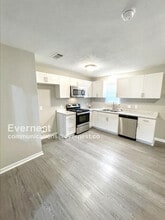 4350 Redwood Cir in Jackson, MS - Building Photo - Building Photo