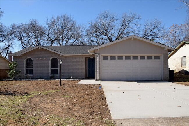 811 Meadowlark Dr
