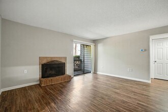 5020 Sardis Rd in Charlotte, NC - Building Photo - Building Photo