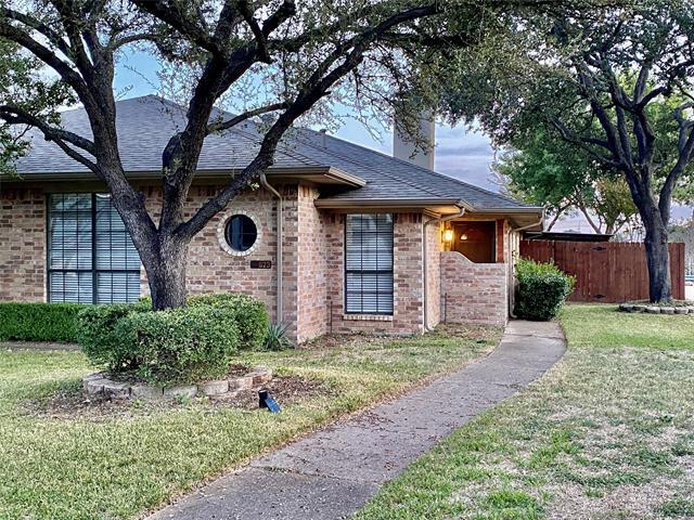 823 St Paul Ct in Richardson, TX - Building Photo