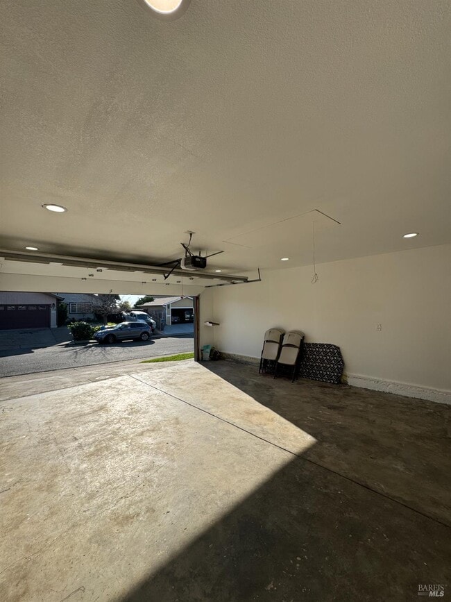 124 Purdue Dr in Vallejo, CA - Building Photo - Building Photo