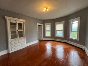 97 Morrison Ave, Unit 2 in Somerville, MA - Building Photo - Building Photo
