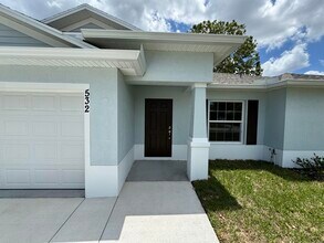 532 SW Buswell Ave in Port St. Lucie, FL - Building Photo - Building Photo