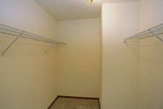 Lake Pointe Apartments in Schofield, WI - Foto de edificio - Interior Photo