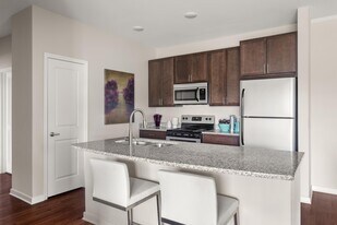 Colony at Centerpointe in Midlothian, VA - Building Photo