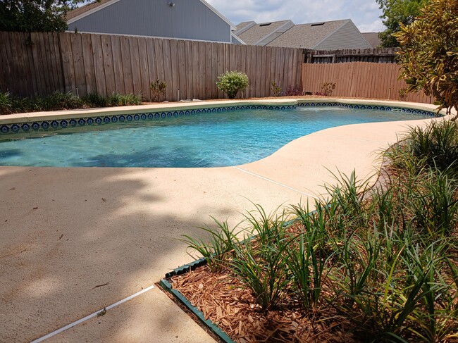 property at 406 Red Coat Ln