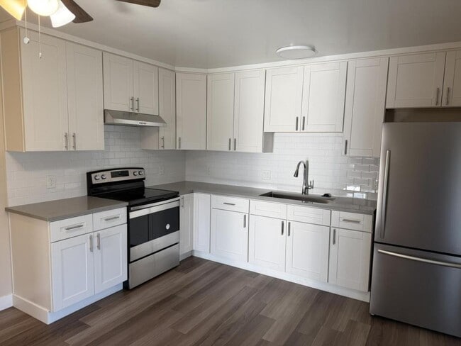 property at 736 Opal Dr