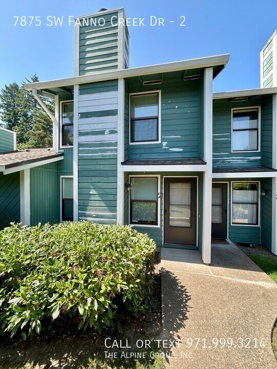 7875 SW Fanno Creek Dr in Tigard, OR - Building Photo