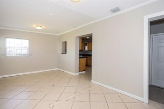 1520 SW 68th Way in North Lauderdale, FL - Building Photo - Building Photo