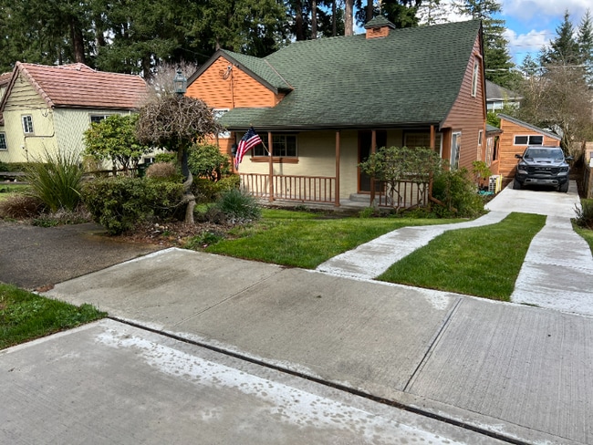 property at 419 Harvard Ave