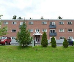 242 Avalon Pl in Kitchener, ON - Building Photo