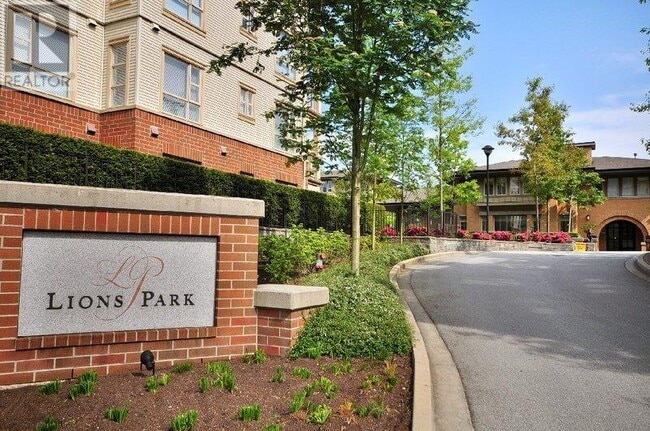 property at 5117-5117 Garden City Rd