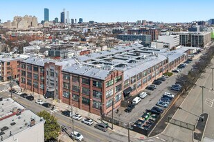 300 Communipaw Ave in Jersey City, NJ - Building Photo
