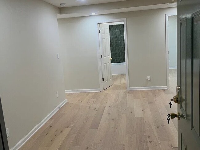 property at 4996 N Peachtree Rd