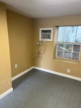 3026 Short St, Unit C in New Orleans, LA - Building Photo - Building Photo