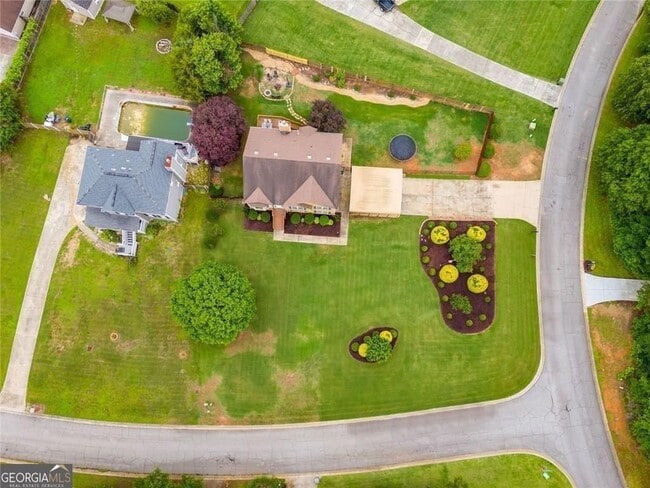 property at 638 Oberlochen Way