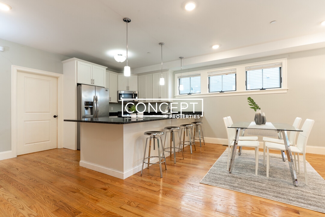 2767 Washington St in Boston, MA - Building Photo