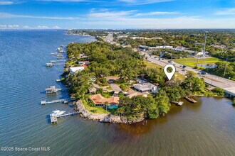 1428 Rose Ct in Melbourne, FL - Foto de edificio - Building Photo