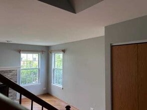 2456 Frost Dr in Aurora, IL - Building Photo - Building Photo