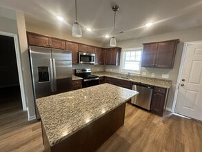 813 Middleton Rd in Dunn, NC - Building Photo - Building Photo