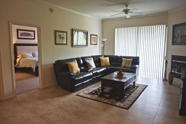 11770 St Andrews Place-Unit -303 in Wellington, FL - Building Photo - Building Photo