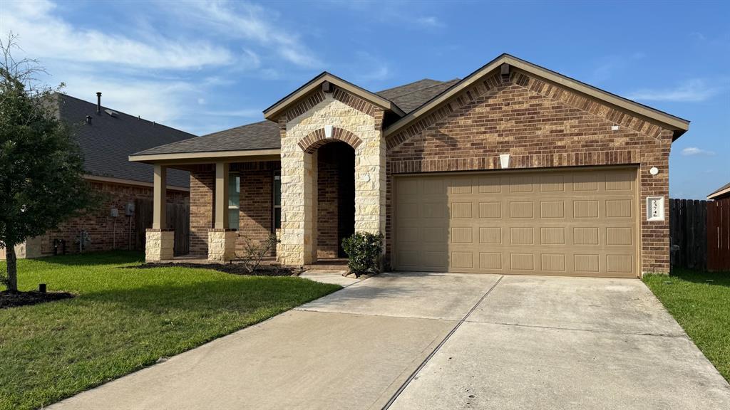 23746 Piedmont Forest Dr in Park Row, TX - Building Photo