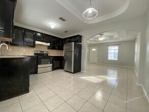 1717 German Ave, Unit 3 in Edinburg, TX - Building Photo - Building Photo
